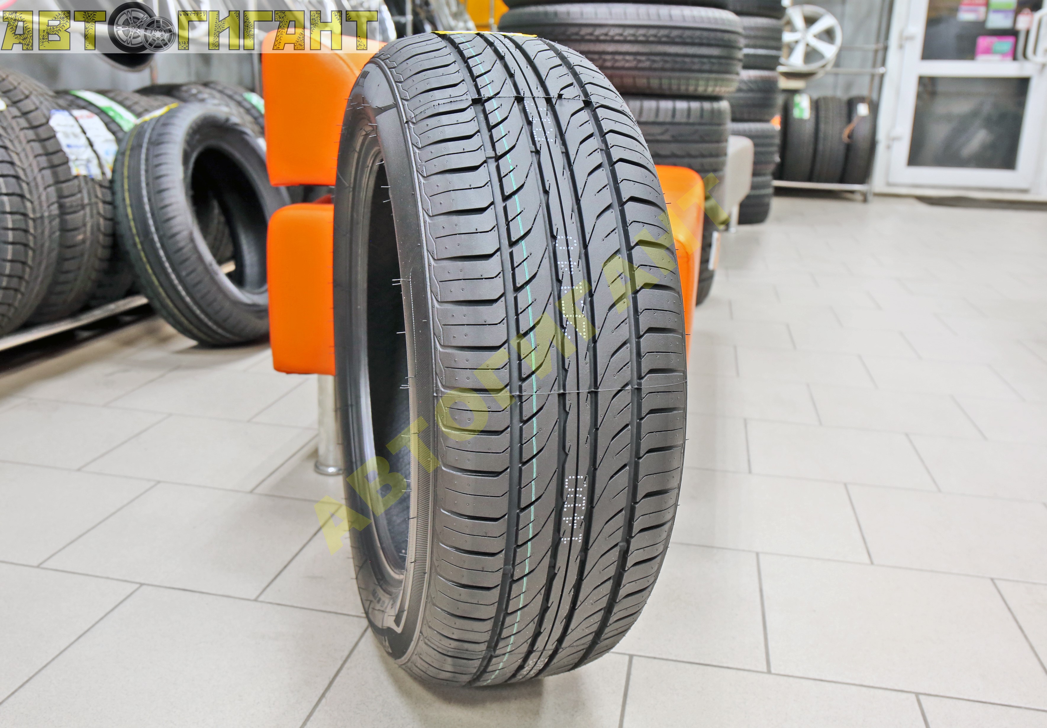 215/60R17 (Primestar 66) а/шина Sonix лето 96T купить в Барнауле и Бийске